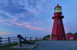640px-la_martre_lighthouse_-_la_martre2c_qc2c_ca_-_16-06-2013